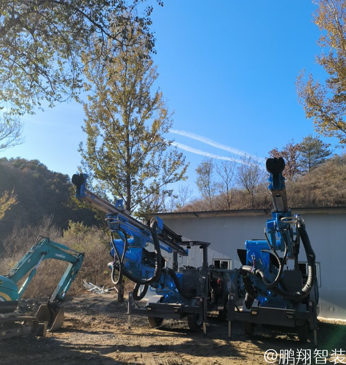 鹏翔智装掘进台车